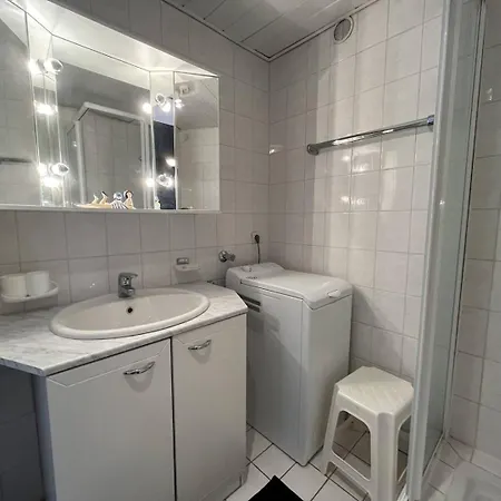 2 Couchages Cap D'agde Naturisme Cn030-210 *