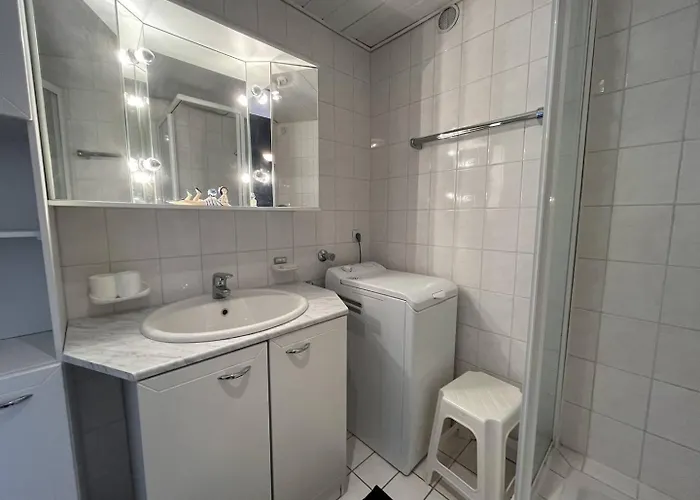 2 Couchages Cap D'agde Naturisme Cn030-210 *